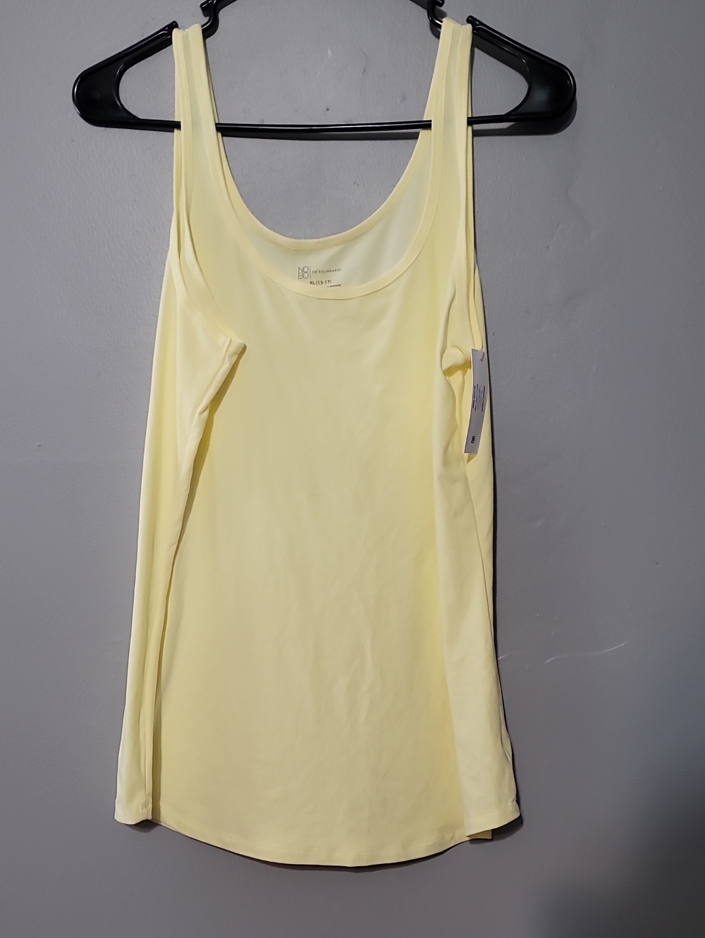 No Boundaries Pale Yellow Scoop Neck Tank Top